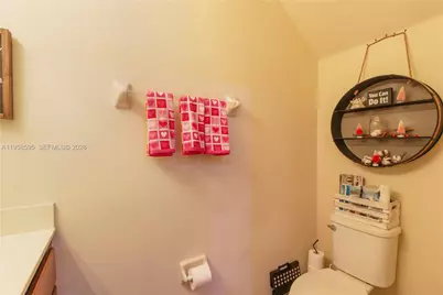 707 SE 32nd Ter, Homestead, FL 33033 - Photo 10