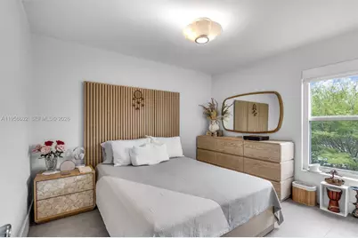 820 Salzedo St #403, Coral Gables, FL 33134 - Photo 16