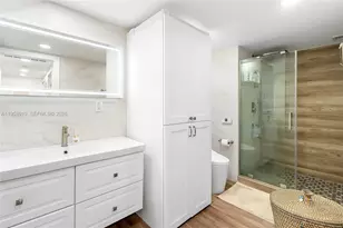 600 Three Islands Boulevard, Hallandale Beach, FL 33009 - Photo 16