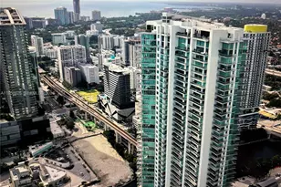 92 SW 3rd St, Miami, FL 33130 - Photo 1