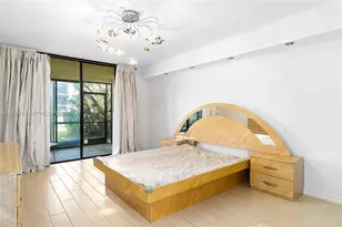 671 NE 195th St, Miami, FL 33179 - Photo 12