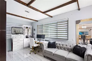 821 N 73rd Ter, Hollywood, FL 33024 - Photo 12