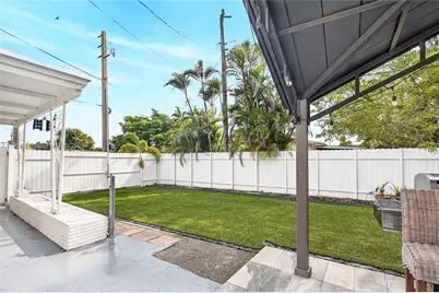 821 N 73rd Ter, Hollywood, FL 33024 - Photo 26