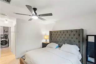 821 N 73rd Ter, Hollywood, FL 33024 - Photo 16