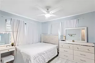 821 N 73rd Ter, Hollywood, FL 33024 - Photo 20