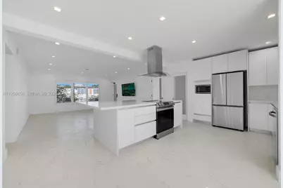 3909 Garden Ave #4, Miami Beach, FL 33140 - Photo 1