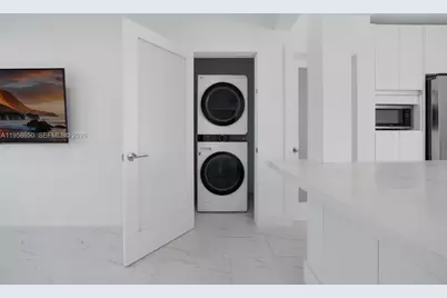 3909 Garden Ave #4, Miami Beach, FL 33140 - Photo 20