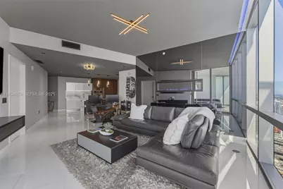 851 NE 1st Ave #4303, Miami, FL 33132 - Photo 18