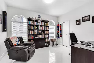 429 NW 130th Ave, Miami, FL 33182 - Photo 36
