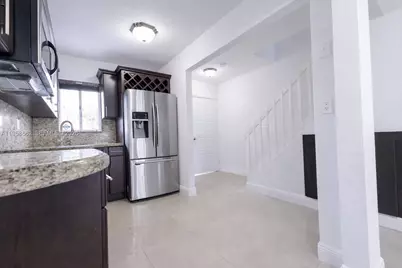 2740 W 76 St #203, Hialeah, FL 33016 - Photo 4