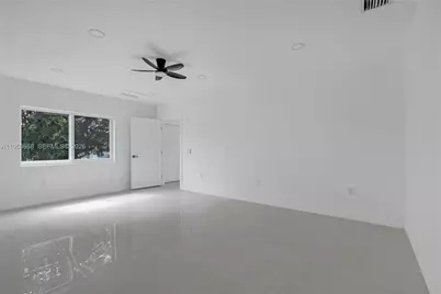667 NW 14th St, Florida City, FL 33034 - Photo 34