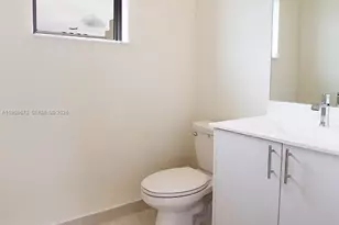 8160 NW 42nd St, Doral, FL 33166 - Photo 24