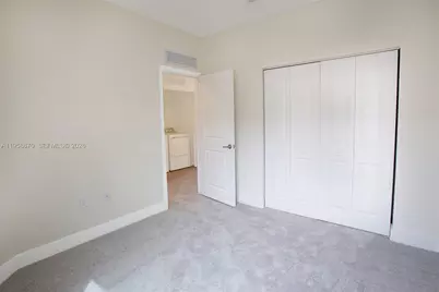 8160 NW 42nd St, Doral, FL 33166 - Photo 18