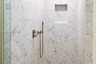 1000 Brickell Plaza, Miami, FL 33131 - Photo 24