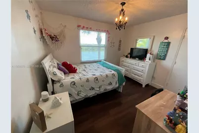 231 SW 120th Ave, Pembroke Pines, FL 33025 - Photo 16