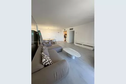 10275 Collins Ave #420, Bal Harbour, FL 33154 - Photo 2