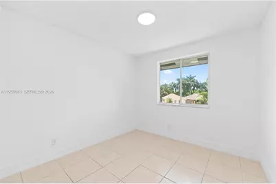 998 SW 8th Pl, Florida City, FL 33034 - Photo 12