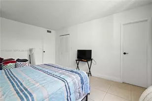 1800 SW 81st Ave, North Lauderdale, FL 33068 - Photo 10