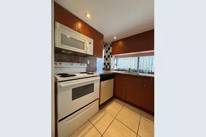 16919 N Bay Rd #117, Sunny Isles Beach, FL 33160 - Photo 8