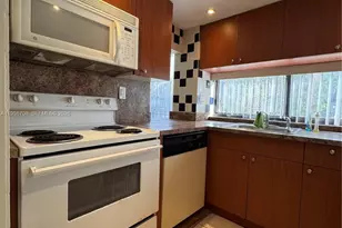 16919 N Bay Rd, Sunny Isles Beach, FL 33160 - Photo 8