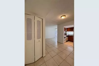 16919 N Bay Rd #117, Sunny Isles Beach, FL 33160 - Photo 20