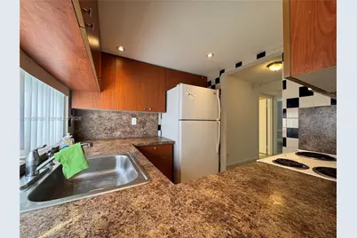 16919 N Bay Rd #117, Sunny Isles Beach, FL 33160 - Photo 10