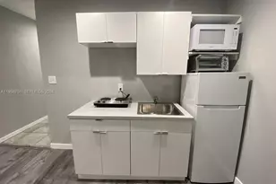 2126 NW Flagler Terrace, Miami, FL 33125 - Photo 4