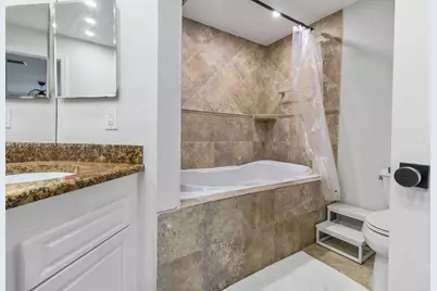 3475 Emerald Oaks Dr #1705, Hollywood, FL 33021 - Photo 18