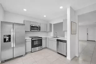 460 NE 4th Ln, Florida City, FL 33034 - Photo 4