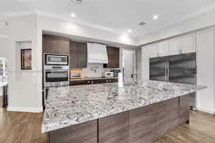 3545 Forest View Cir, Dania Beach, FL 33312 - Photo 18