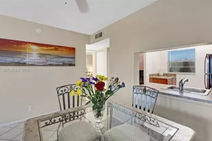 9460 Poinciana Pl, Davie, FL 33324 - Photo 10