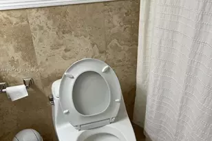 3180 S Ocean Dr, Hallandale Beach, FL 33009 - Photo 32