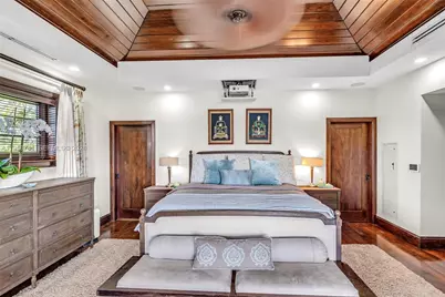 1398 Bay Dr, Miami Beach, FL 33141 - Photo 16