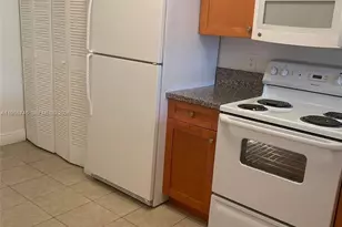 20815 NE 8th Ct, Miami, FL 33179 - Photo 2