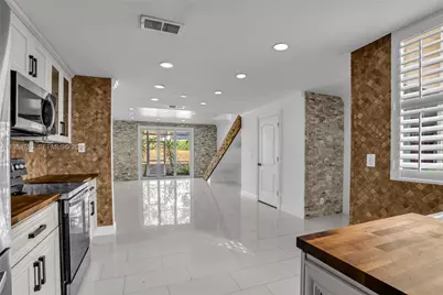 1231 Sorrento Dr #1231, Weston, FL 33326 - Photo 10