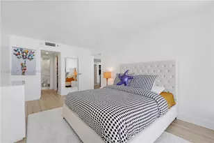 7601 E Treasure Dr, North Bay Village, FL 33141 - Photo 18