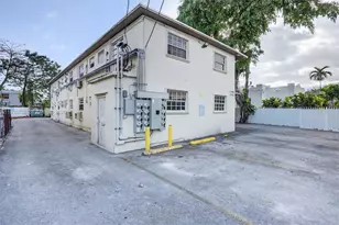 1736 NW 19th St, Miami, FL 33125 - Photo 8