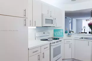 7788 Trent Dr, Tamarac, FL 33321 - Photo 18