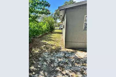 412 NW 21st Ter, Fort Lauderdale, FL 33311 - Photo 6