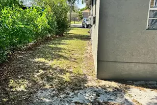 412 NW 21st Terrace, Fort Lauderdale, FL 33311 - Photo 6