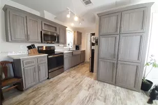 13331 SW 7th Pl, Davie, FL 33325 - Photo 24