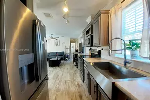 13331 SW 7th Pl, Davie, FL 33325 - Photo 6