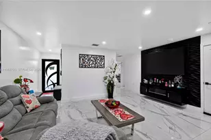 1594 W 73rd St, Hialeah, FL 33014 - Photo 4