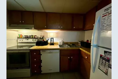 3720 Inverrary Dr #2S, Lauderhill, FL 33319 - Photo 10