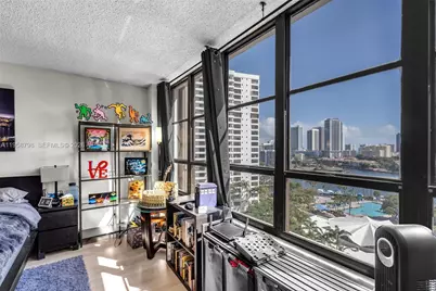 600 NE Three Islands Blvd #1021, Hallandale Beach, FL 33009 - Photo 14