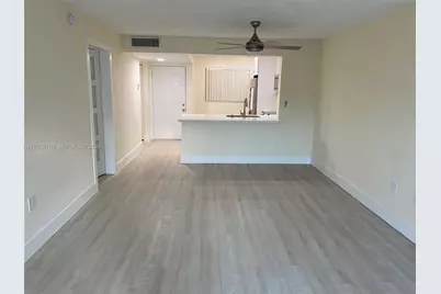 10985 SW 107th St #212, Miami, FL 33176 - Photo 2