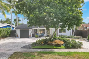 1715 NE 40th St, Oakland Park, FL 33334 - Photo 2