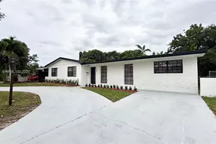 19732 NE 12th Pl, Miami, FL 33179 - Photo 1