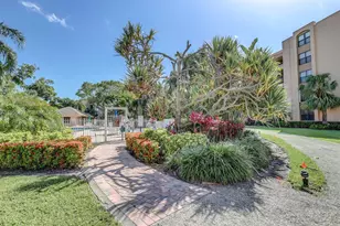 950 Egret Cir, Delray Beach, FL 33444 - Photo 22