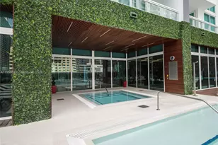 1080 Brickell Ave, Miami, FL 33131 - Photo 14